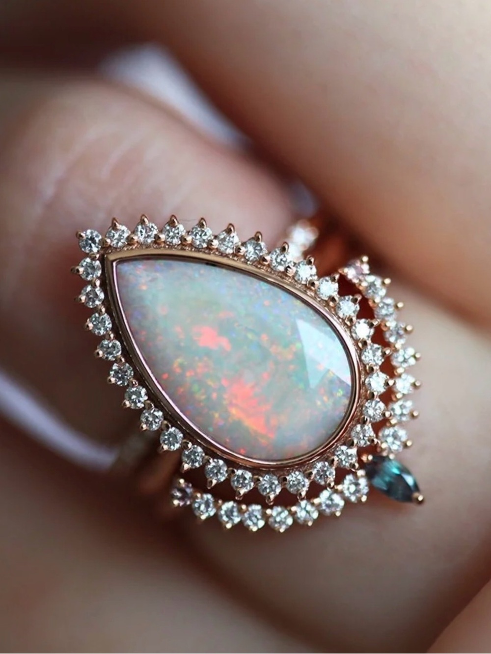 NEW 18K ROSE GOLD OPAL RING 2pc SET